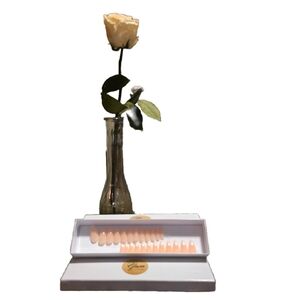 Luxury Nails By The Nailest